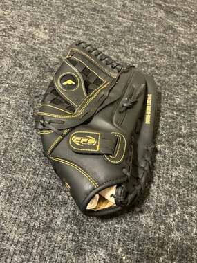 Franklin Fieldmaster Series 22630 14" Baseball Glove with CFS Contour Fit System